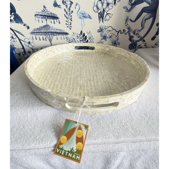 Round Mother Of Pearl Tray White Capiz Shell 16" D Ivory White Elegant Beautiful - Picture 6 of 11